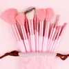 Set de 13 brochas de maquillaje: brochas profesionales suaves y esponjosas para base de maquillaje y brochas multiusos para difuminar. Colección completa de herramientas de belleza.