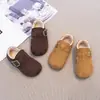 Sapatos Infantis de Algodão 2026 Outono/Inverno Novo Estilo Meninos e Meninas Sapatos Birkenstock Forrados com Lã Sapatos Peludos Sapatos Quentinhos para Bebê