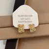 Aretes de Encaje Francés Flor Hueca para Mujer, Nuevo Estilo Popular, Gama Alta, Aretes Únicos y Hermosos, Accesorios de Oreja Elegantes al por Mayor