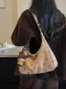Bolso de Lunares 2026 Nuevo Moda Otoño/Invierno Bolso de Hombro, Bolso de Hombro Cruzado de Alta Gama para Viajar, Bolso Vintage Tipo Empanada