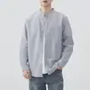 Camisa de manga longa em tecido Oxford de algodão puro de peso pesado para homens, novo estilo outono 2026, solta, simples, de alta qualidade, versátil, com gola alta