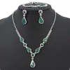 Joyería Transfronteriza de Amazon Set de Joyería con Pedrería Verde para Mujer Juego de Tres Piezas: Collar, Aretes, Pulsera para Banquete de Bodas