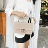 Bolsas Transfronteiriças, Estilo Estrangeiro, Bolsas Femininas Mais Vendidas, Novas Bolsas Quadradas Pequenas de Cor Contrastante 2025, Bolsas Transversais Versáteis da Moda