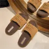 En stock Cabello Rápido Moda Coreana Ropa Exterior Zapatillas de Suela Gruesa de Pelo Sintético para Mujer 2024 Nuevas mm Zapatillas de Gamuza para Otoño e Invierno