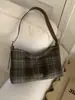 Bolso de Hombro Cruzado para Mujer 2025, Nuevo, Elegante, Versátil, de Moda, Nicho, para Axila, Simple, Casual, para Viajar