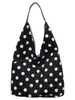 Bolso de lunares simple y relajado estilo coreano, adecuado para el commute diario de damas gentiles, rejuvenecedor, bolso de hombro versátil para almacenamiento