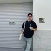 Camiseta de manga curta com gola redonda para homens, simples, versátil, manga curta, 2026, estilo Hong Kong, solta, top moderno, roupas casuais de verão