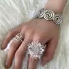 Pulsera Redonda con Apertura Espiral de Textura Metálica Moda Transfronteriza Europea y Americana Pulsera Sencilla Joyería de Lujo Ligero de Alta Gama para Mujeres