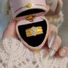 Jin Yan Jin Dian Mismo Estilo Oro Arena Dibujo de Alambre de Diamante Anillo Huevo de Paloma Estilo Chino Nuevo Estilo Retro Corte Elegante Anillo para Mujer