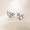 Brincos de Moeda de Cavalo de Madeira com Zircônia Completa Estilo Chinês para Mulheres, Novos Brincos Exquisitos e Compactos para o Ano do Cavalo, Brincos e Pulseiras de Zircônia Incrustada em Cobre
