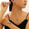 Conjunto de Quatro Peças de Joias Personalizadas para Mulheres, Brincos, Colar, Pulseira e Anel, Tendência Europeia e Americana, Estilo Retro Hip-Hop, Cabeça de Leão