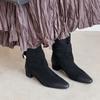 Botas de Cano Curto de Camurça Quadradas Estilosas de Design de Nicho Outono/Inverno 2026 Novas Botas Casuais de Moda Quadradas com Salto Grosso Slip-On