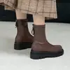 Botas Amazon Outono e Inverno Britânicos Botas Martin Botas Casuais Zíper Traseiro Botas Femininas 33 Novo Cano Curto 43 Comércio Exterior Salto Plataforma