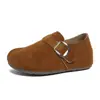 Zapatos de mujer tipo Birkenstock, con plataforma gruesa, que aumentan la altura, completamente cerrados, colección otoño 2026, mocasines slip-on de gamuza