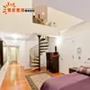 Escada caracol giratória luz luxo quarto pequeno doméstico aço madeira casa autoconstruída casa duplex villa geral sótão bed & breakfast loft