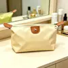 Bolsa Cosmética Color Caramelo Forma de Empanadilla Impermeable Almacenamiento Bolsa de Lavado Regalo Portátil Gran Capacidad Bolsa de Almacenamiento Logo Impreso