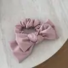 Scrunchie de Couro Elegante para Mulheres, Acessório de Cabelo com Laço Preto, Ornamento de Cabelo Retrô Coreano, Prendedor de Cabelo Simples, Elástico de Cabelo
