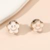 Broche de Moda Nuevo con Goteo de Aceite Flor Blanca y Negra Corazón Cara Sonriente Pin Anti-Exposición Broche para Traje Venta al por Mayor