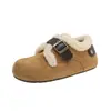 Nuevos zapatos de algodón estilo Birkenstock retro 2026 para mujer, con forro de felpa para abrigar, material similar al cuero, cierres de velcro, suela plana y un diseño casual y peludo, perfectos para otoño e invierno.