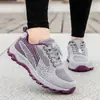 Sapatos Femininos para Idosos Primavera e Outono Antiderrapante Solado Macio Confortáveis para Meia-Idade e Idosos Sapatos Casuais Esportivos para Caminhada para Mães Sapatos Casuais Resistentes ao Desgaste