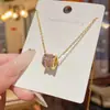 Nuevo Collar Cilíndrico de Acero de Titanio con Circonita, Cadena para Clavícula de Moda de Lujo Ligero de Nicho para Celebridades de Internet, Accesorio con Colgante de Oro de 18 Quilates para Mujer