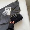 Bolso de lana de diseño nicho de otoño e invierno 2023 nuevo bolso de mujer popular bandolera de cadena combinable mini bolso cuadrado