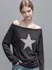 Tejido Vintage Desgastado Hombro Asimétrico Casual Estilo Estrellado Nuevo Simple Estilo Remache Top de Otoño 2673