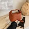 Bolsa Feminina Moda Vintage 2024 Nova Tendência Ombro Único Distintiva Ins Bolsa Transversal Elegante Simples Bolsa de Mão Rebaixada