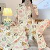 Pijama de desenho animado estilo doce para mulheres verão novo de alto valor gato fofo primavera e verão roupa de casa de dia conjunto de três peças atacado