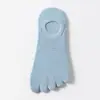 Calcetines de verano finos de malla hueca para mujer, color caramelo, transpirables, de corte bajo, antideslizantes, invisibles, con punta dividida, de algodón