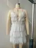 Comercio Exterior Venta al por mayor Transfronteriza Ropa Europea y Americana Vestido de Fiesta Sexy sin Espalda Ceñidor de Cintura Escote en V Profundo Falda de Tirantes de Plumas