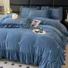 Conjunto de cama de inverno de quatro peças estilo Hepburn retrô francês, grau A, em veludo de leite, incluindo uma capa de edredom de fleece de coral, lençol de cama e outros itens de cama
