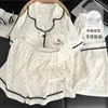 Pijama Estilo Coreano Ins Cuadros Azules para Estudiantes Tallas Grandes para Mujer, Estilo Primavera y Verano, Se Puede Usar Afuera, Conjunto Casual de Tres Piezas para Casa