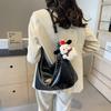 Bolsa de grande capacidade feminina estilo coreano moderna com pregas bolsa tote 2024 primavera nova nicho simples casual bolsa de ombro