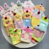 Serie de Portatarjetas de Peluche Lindos de Dibujos Animados Bolsa para Guardar Identificación de Estudiante Funda Protectora para Tarjeta de Foto de Ídolo Venta al por Mayor