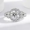 Nuevo Anillo de Plata 925 Chapada con Imitación de Moissanita de 2 Quilates, Venta Caliente de Comercio Electrónico en Vivo Transfronterizo, Anillo de Moda de Lujo para el Día a Día