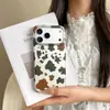 Nova coleção outono/inverno: capa de celular com estampa de vaca para iPhone 17 Pro Max e Apple 18 Pro, design IMD de camada dupla, compatível com os modelos 16/15