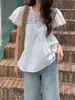 Blusa de Verano Estilo Coreano Fresca y Transparente con Encaje Pesado Calado Mangas Plisadas con Volantes Moda Nueva para Mujer 2026