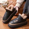 Novas pantufas masculinas de algodão para o inverno de 2026, tamanho grande, para uso interno, antiderrapantes, quentes e com sola grossa forrada de fleece
