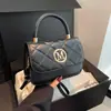 2026 Invierno Nuevo Estilo Lujo Ligero Moderno Versátil Sencillo Alta Calidad Casual Gama Alta Bolso de Hombro Cruzado