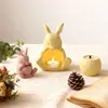 Conejo de Pascua Sosteniendo Taza con Vela Molde de Silicona Yeso Cemento Portavelas de Aromaterapia Adorno Molde de Resina DIY