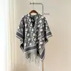 Xale Manto Dividido Letra D Cachemira Falsa Moda Versátil Outono Inverno Aquecimento Wechat Negócios Transmissão Ao Vivo Roupa Externa Manto Europeu Americano