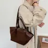 Bolsa de Cesta de Verduras Nueva Textura de Felpa Otoño/Invierno Bolsa Tote Grande de Capacidad Retro para Viajar Bolso de Hombro de Cuero Suave para Mujer