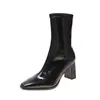 Botas Martin emagrecedoras que fazem seus pés parecerem menores, estilo britânico, populares online, botas de salto alto de cano médio para mulheres, novas botas curtas 2026, botas de meia-estação para primavera e outono