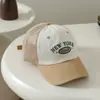 Gorras para Niños, Gorras de Béisbol Transpirables de Malla para Niños con Visera Curva, Sombreros Solares de Verano, Gorras de Pico para Niñas con Bloques de Color y Letras, Modernas