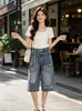 Lenço de Seda Fita Xadrez Patchwork Bordado de Letras Shorts Jeans Verão Novo Solto Reta Casual Calça Cropped