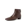 Botas de tornozelo femininas feitas de couro de carneiro de flor integral, com salto grosso, bico redondo, zíper traseiro e design de salto médio, perfeitas para o outono e inverno.