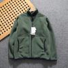 Chamarra Polar con Bordado de Montaña Nieve Otoño e Invierno 2024 Nueva Espesa Cuello Cálido Diseño de Bloques de Color Cardigan para Hombre