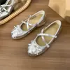 Sapatos Femininos de Salto Grosso Baixo com Laço Francês Branco Verão 2026 Novos Aumentadores de Altura para Pessoas Baixas Sola Macia Sapatos Mary Jane