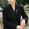 Broche de Hoja de Ginkgo de Nácar Amarillo Natural Estilo Francés con Perlas de Agua Dulce, Broche de Moda y Elegante, Versátil para el Uso Diario
